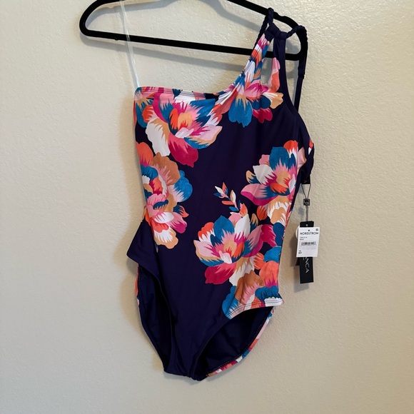 NWT La Blanca Navy Bouquet One Piece Swim Size 14